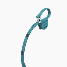 Load image into Gallery viewer, QuiltFLY Ultra Sapphire Leash