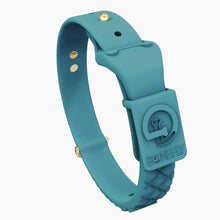 Load image into Gallery viewer, QuiltFLY Ultra Sapphire Collar
